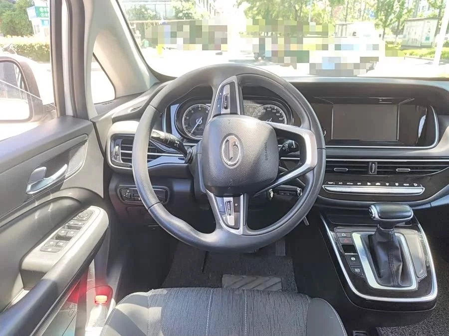 GAC Trumpchi M6