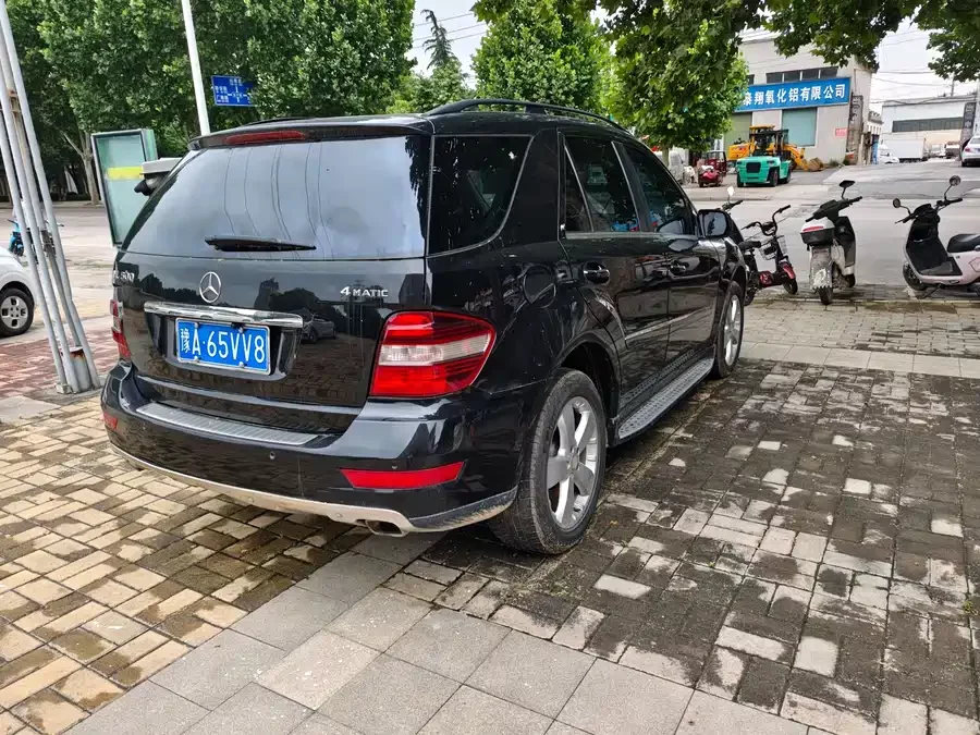 Mercedes Benz M-Class