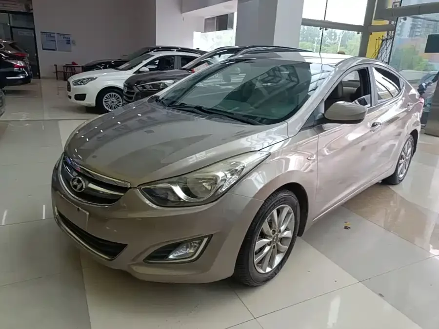 Hyundai Elantra