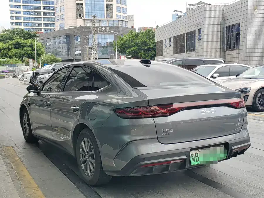 BYD Qin L