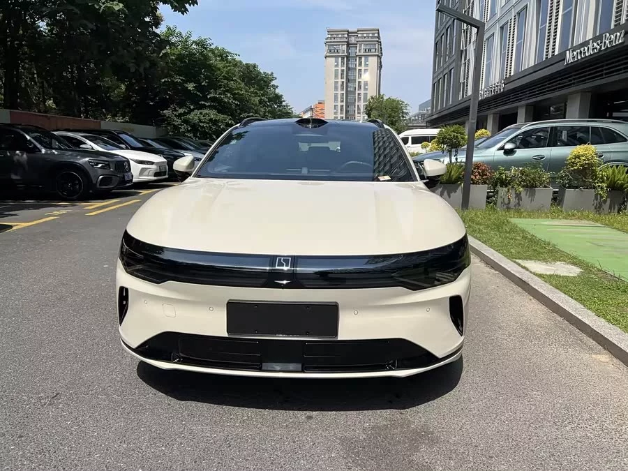 Zeekr 007GT