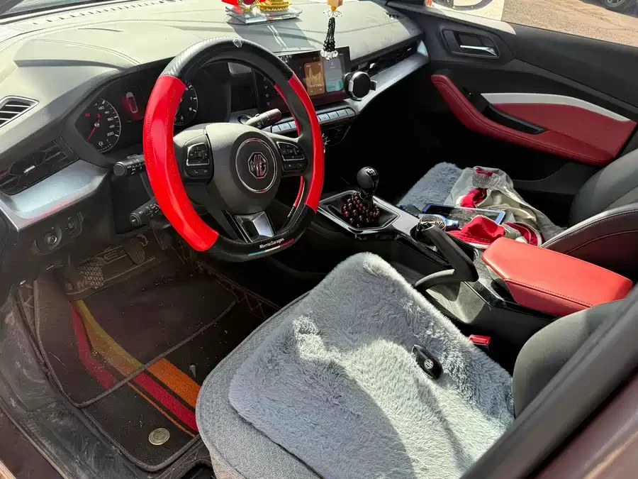 MG 5