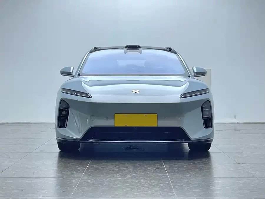 NIO ET5