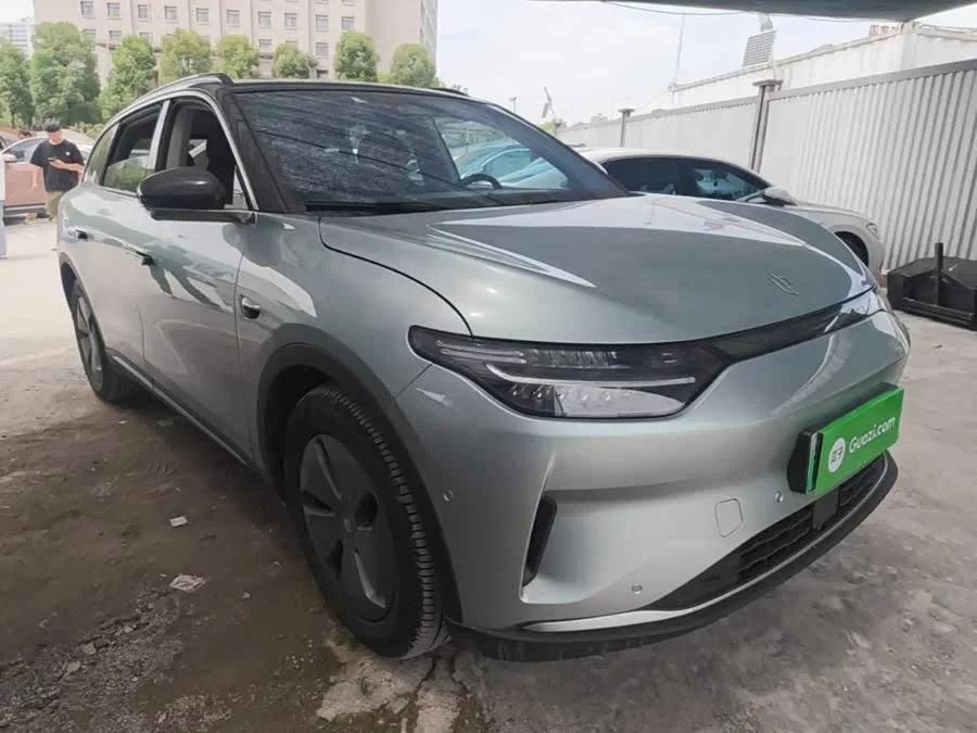 Leapmotor C11