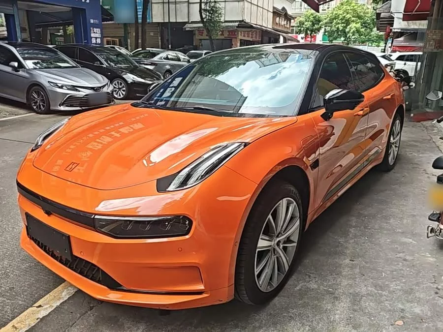 Zeekr 001