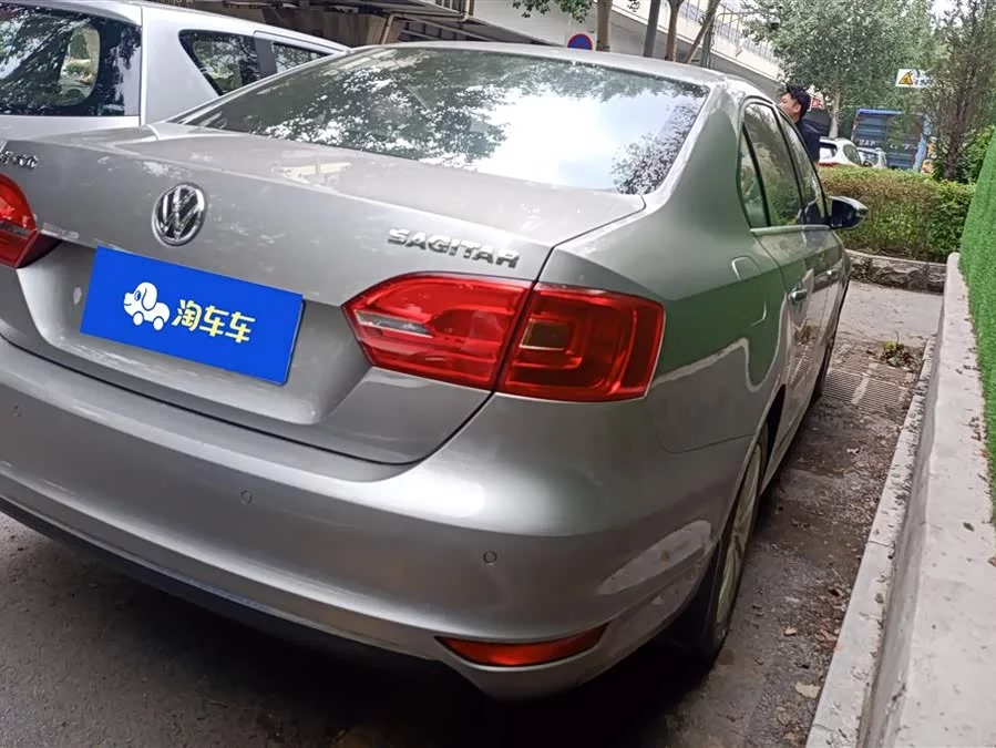 Volkswagen Sagitar