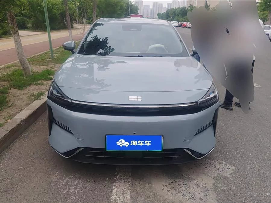 Geely Galaxy L6