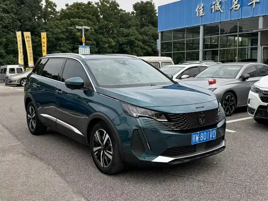 Peugeot 5008
