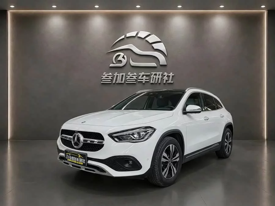 Mercedes Benz GLA