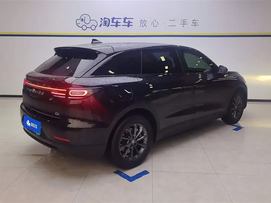 Leapmotor C11