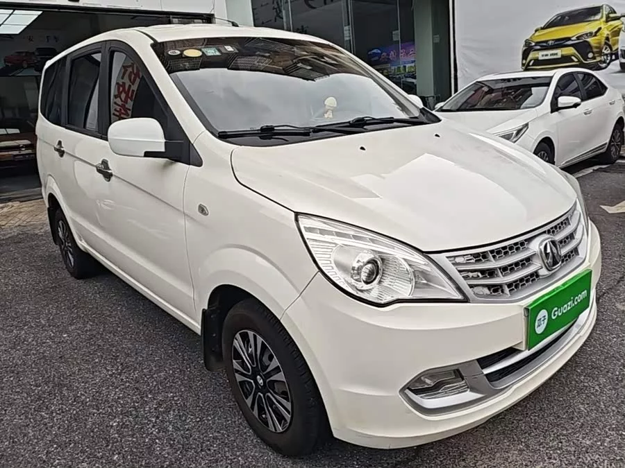 BAIC M20