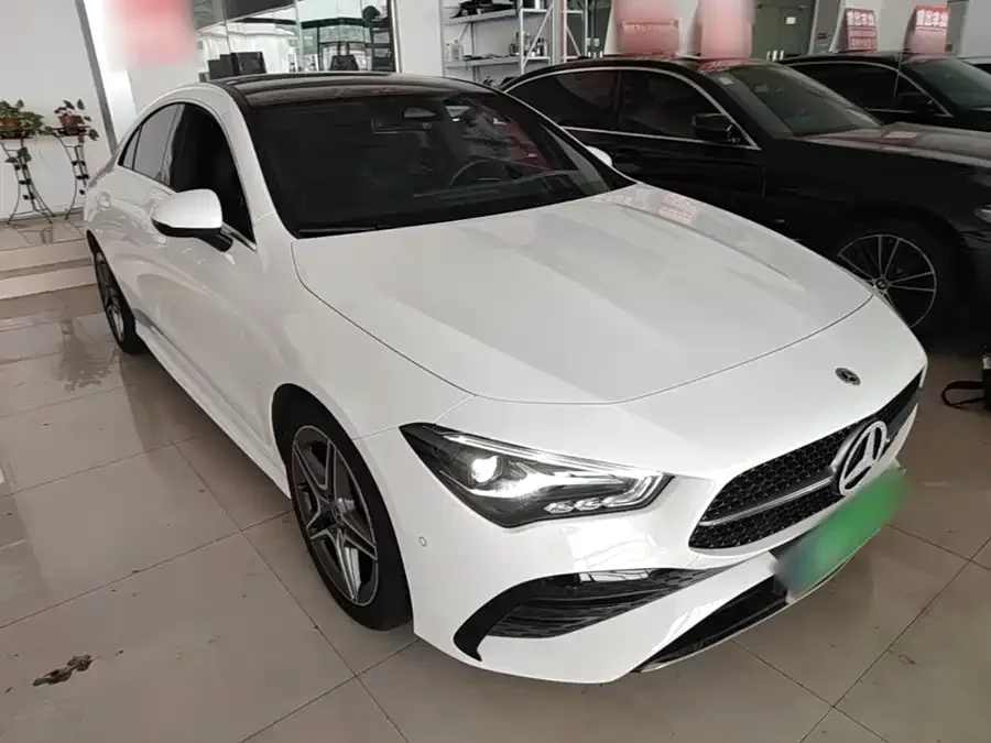 Mercedes-Benz CLA