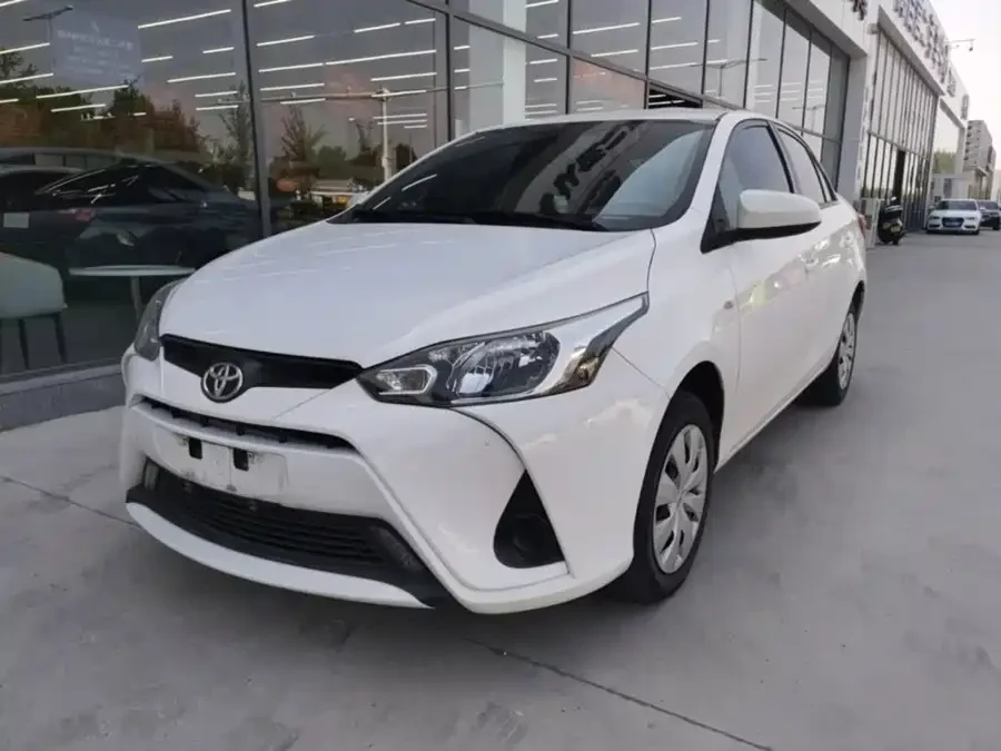 Toyota YARiS L Enjoy