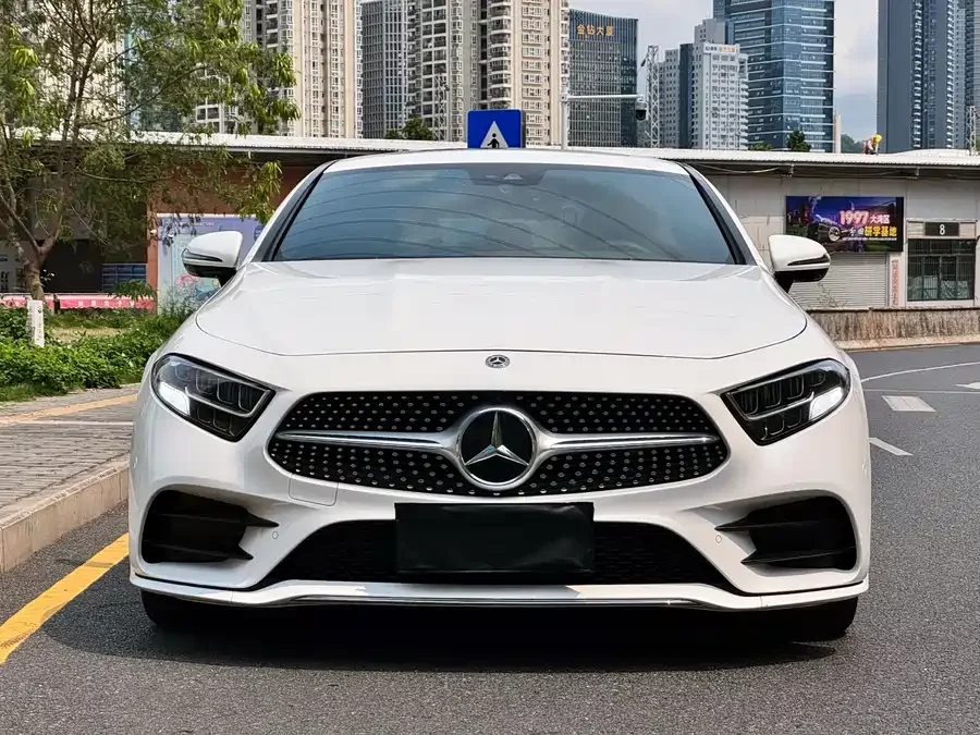 Mercedes Benz CLS
