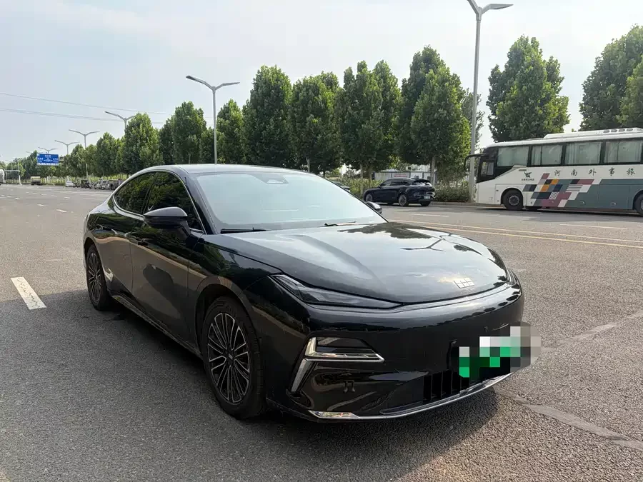 Geely Galaxy Star 8