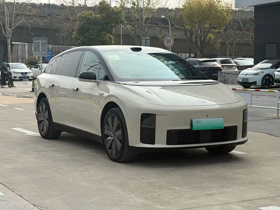 Li Auto i6