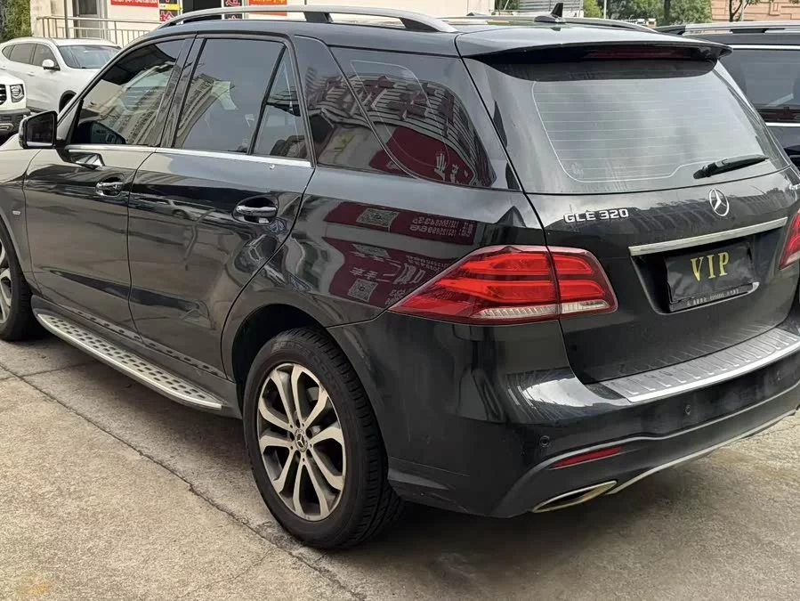 Mercedes Benz GLE (Imported)