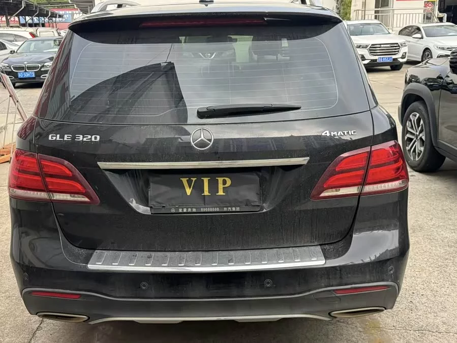 Mercedes Benz GLE (Imported)
