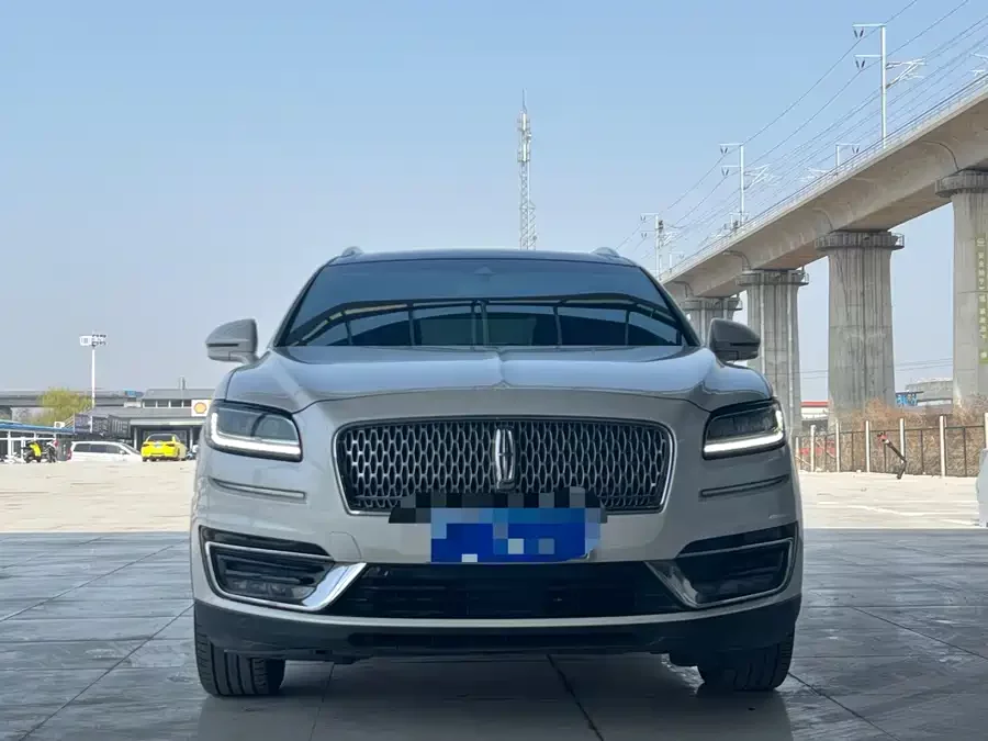 Lincoln Navigator