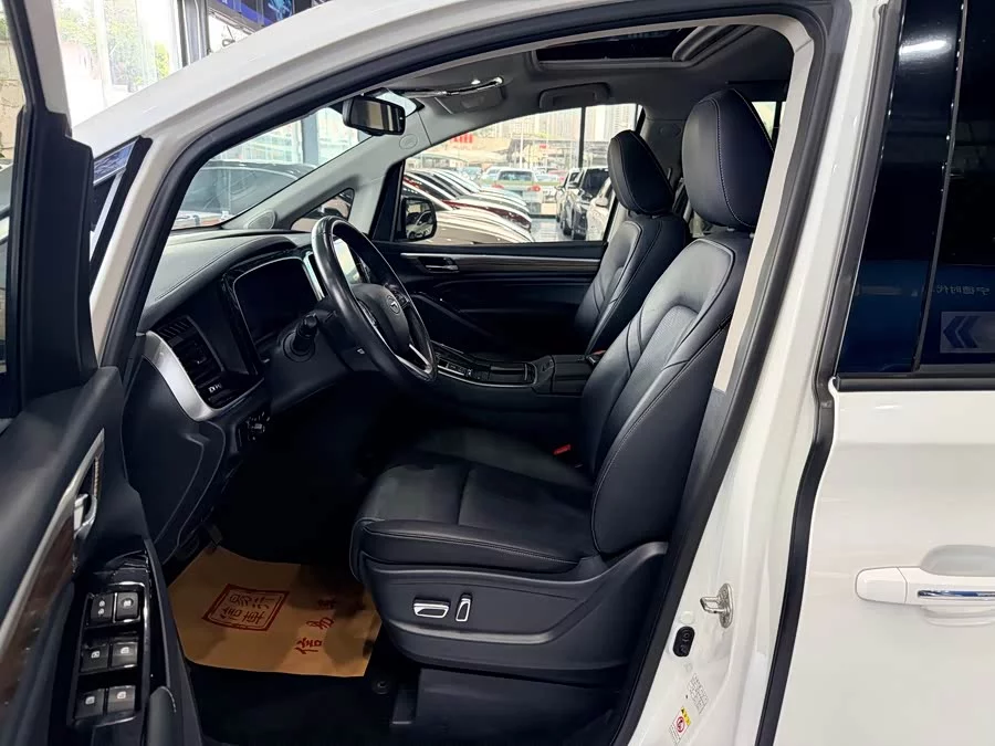 GAC Trumpchi M8