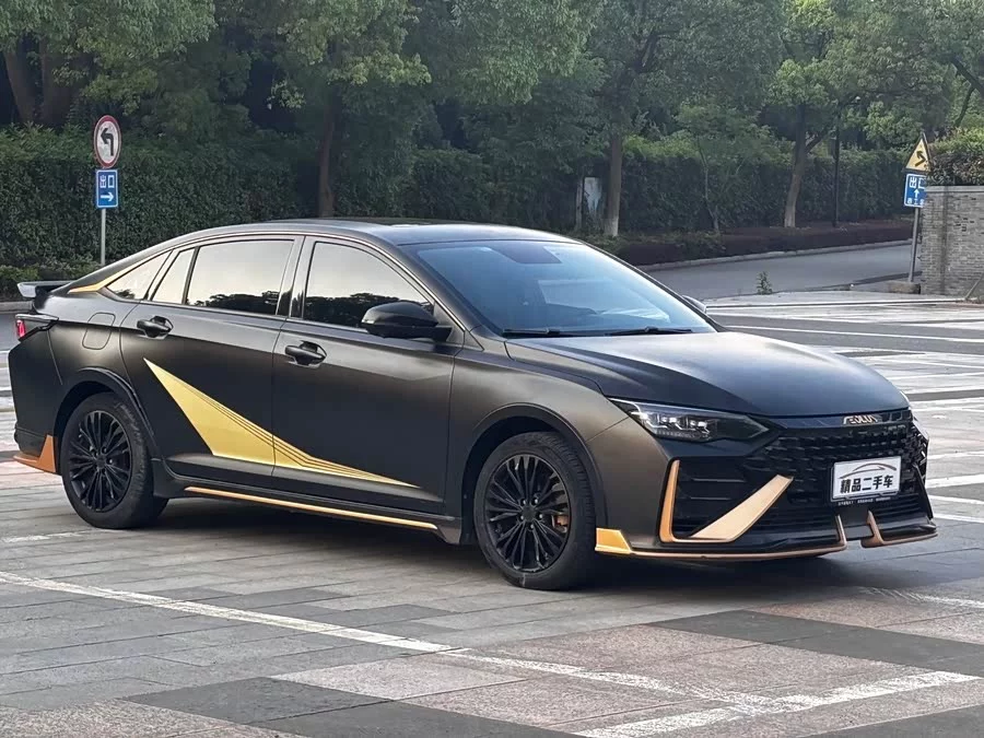 Dongfeng Yixuan MAX