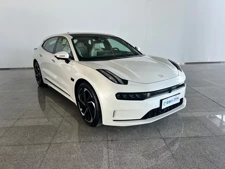 Zeekr 001