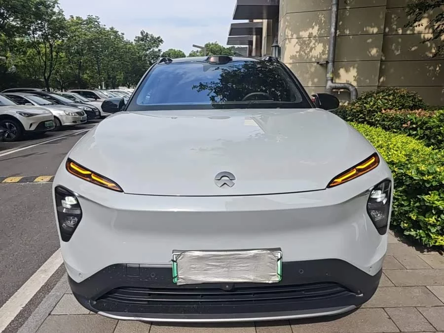 NIO ES7