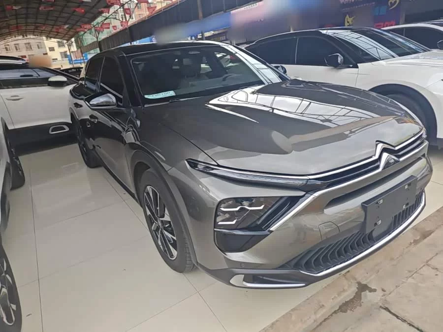 Citroën Versailles C5 X