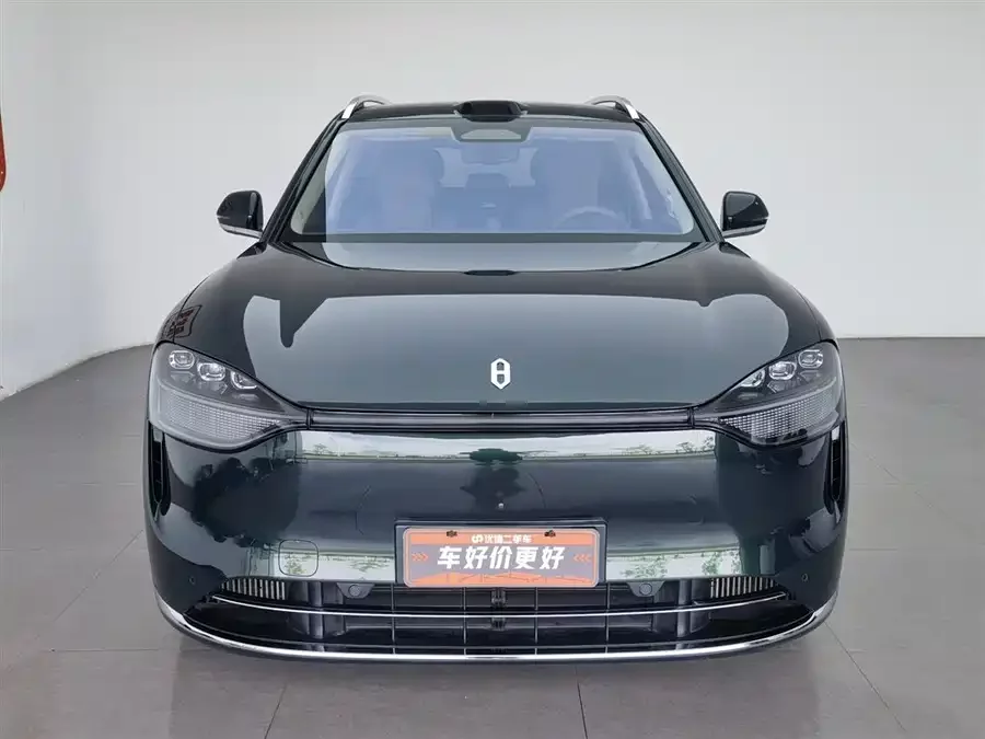 AITO Wenjie M9