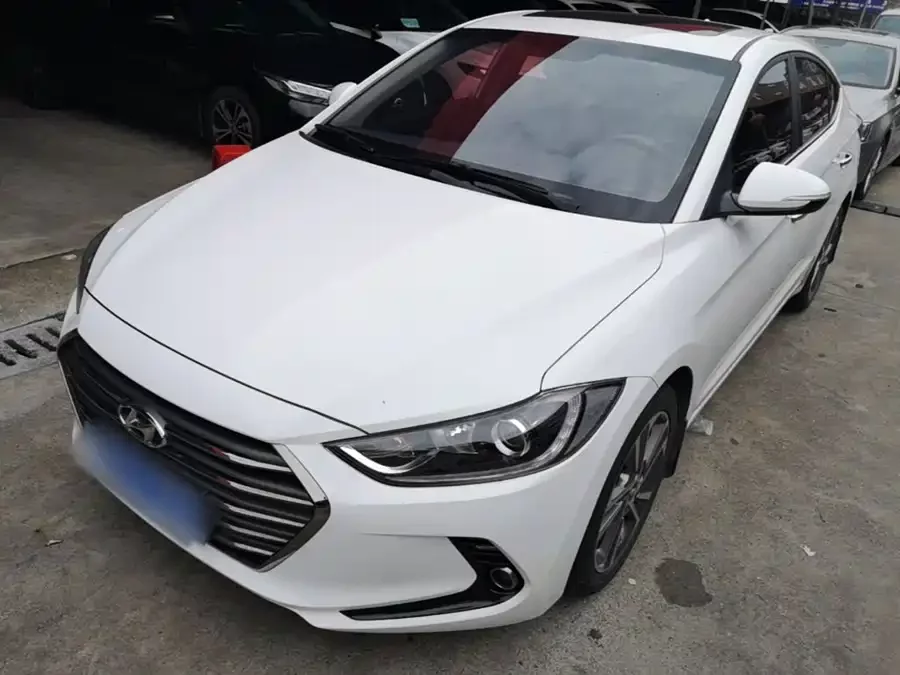 Hyundai elantra