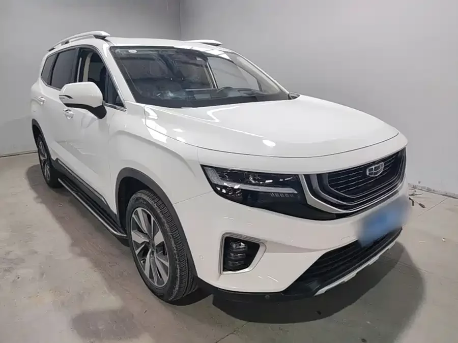 Geely Okavango
