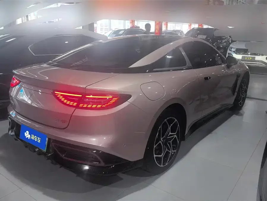 NETA Nezha GT