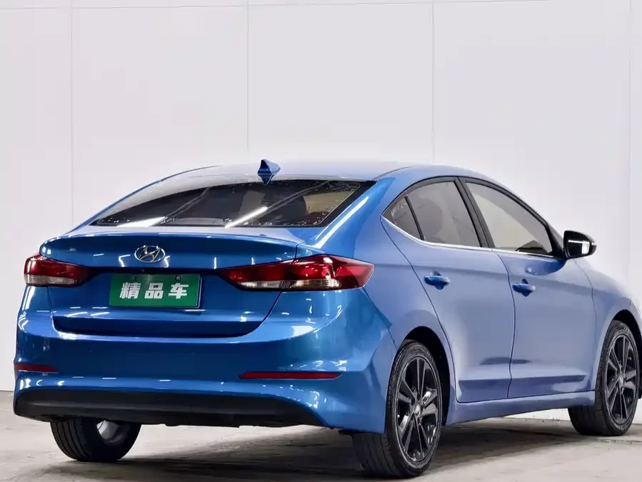 Hyundai elantra