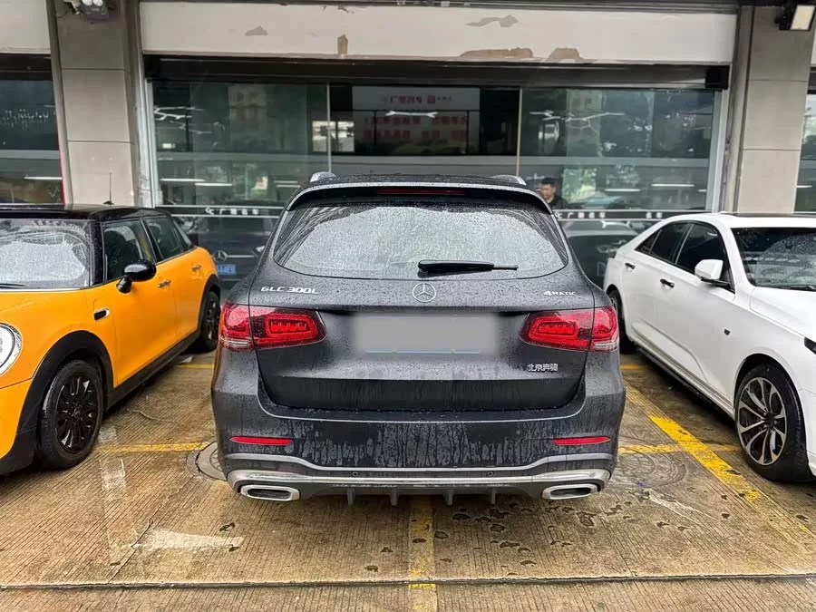 Mercedes Benz GLC