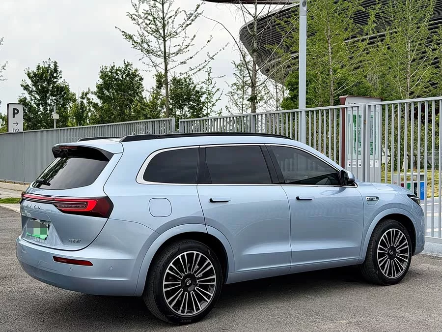 AITO Wenjie M7