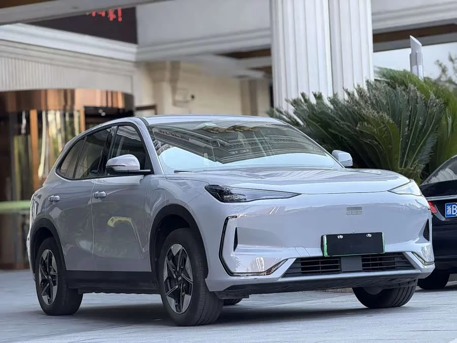 Geely Galaxy E5