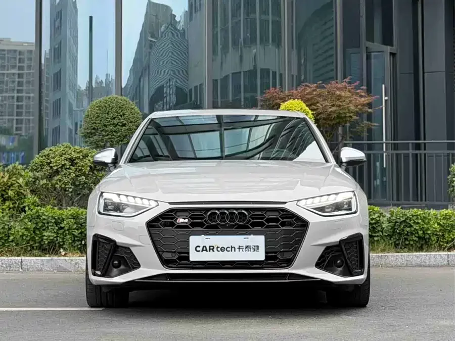Audi S4