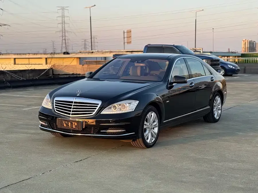 Mercedes Benz S class