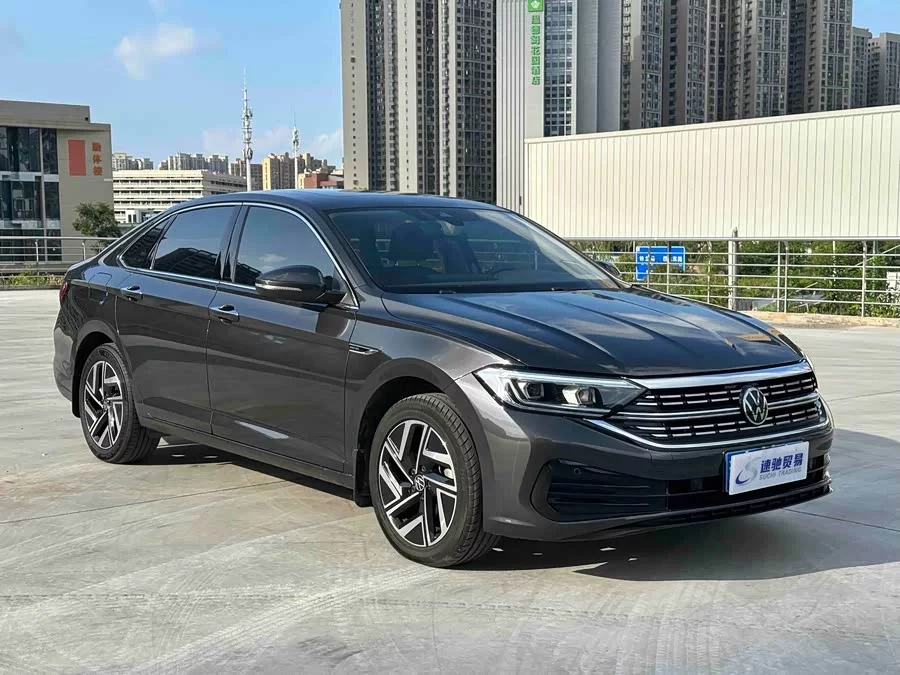 Volkswagen Sagitar