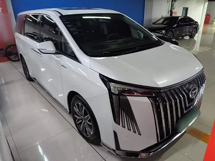 GAC Trumpchi M8
