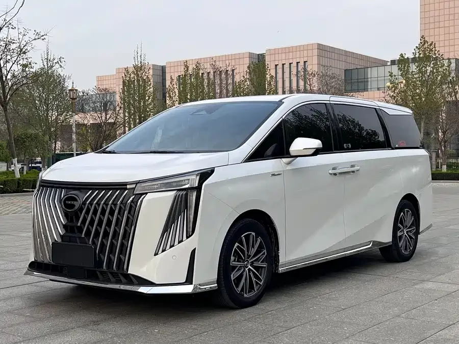 GAC Trumpchi M8