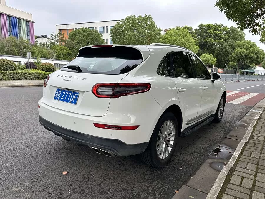 Zotye SR9