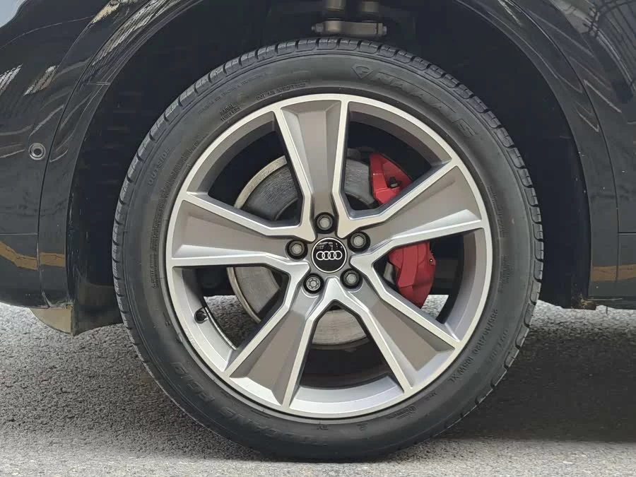 Audi Q5L Sportback