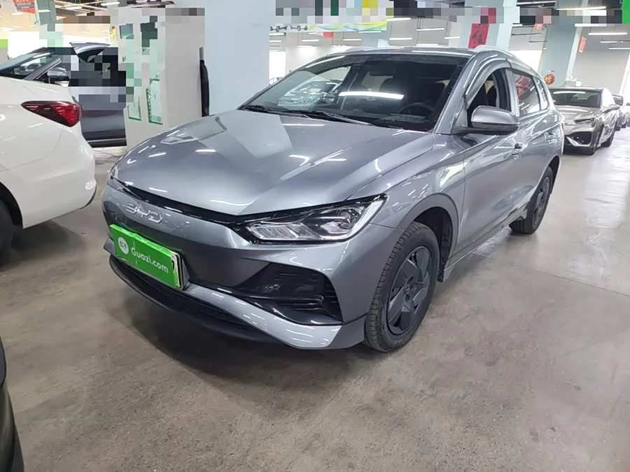 BYD e2