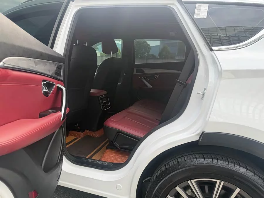 Jetour X70 PLUS