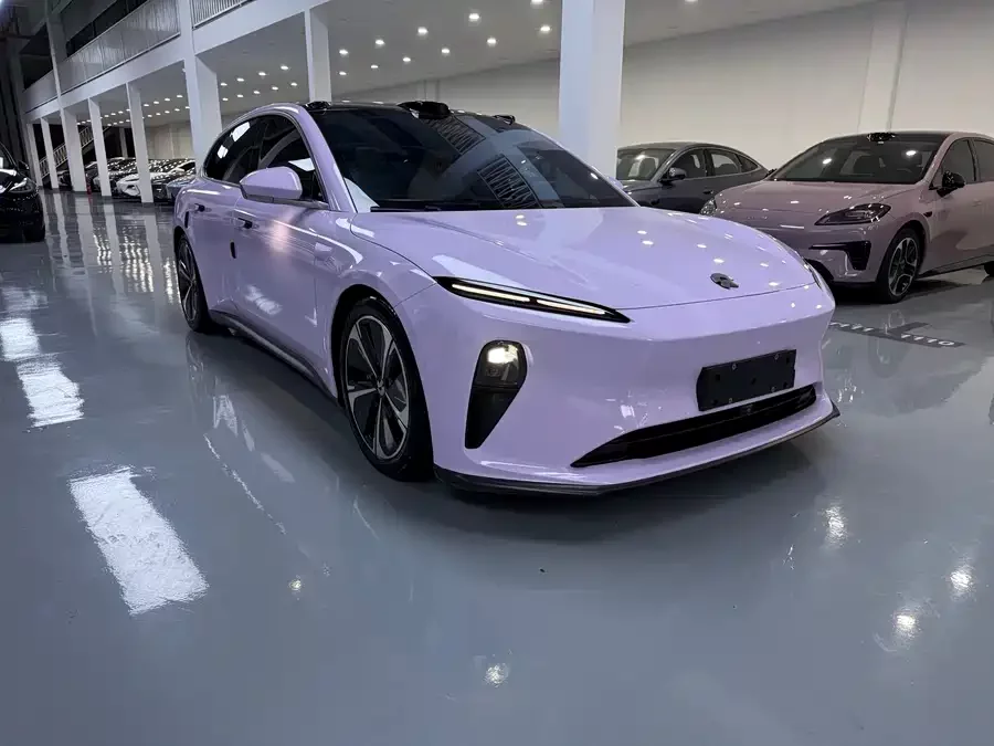 NIO ET5T
