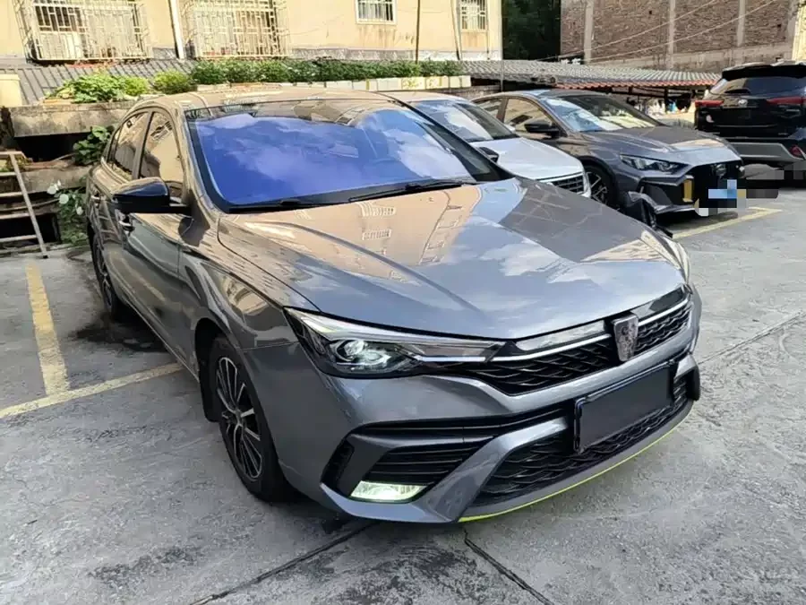 Roewe i5