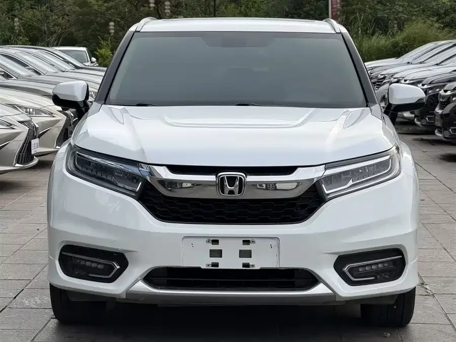 Honda Crown Road
