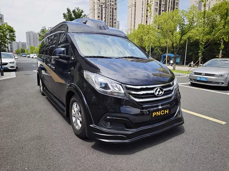 Maxus G10