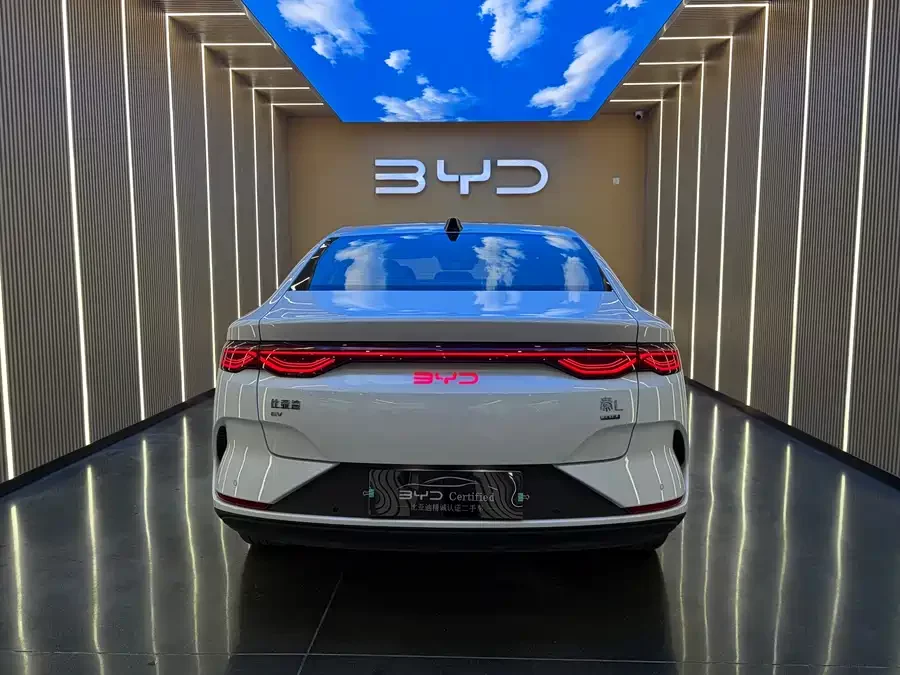 BYD Qin L